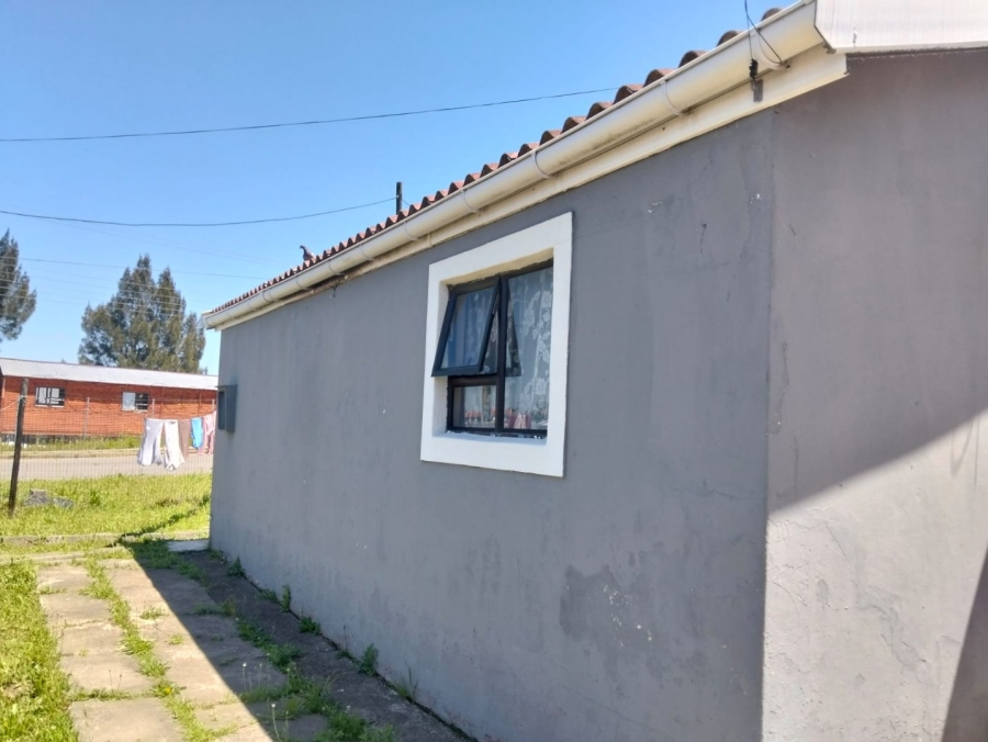8 Bedroom Property for Sale in Mdantsane Nu 6 Eastern Cape
